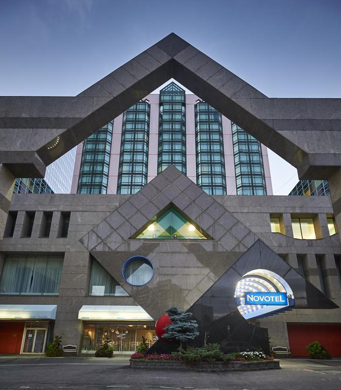 Novotel Toronto North York Eksteriør billede