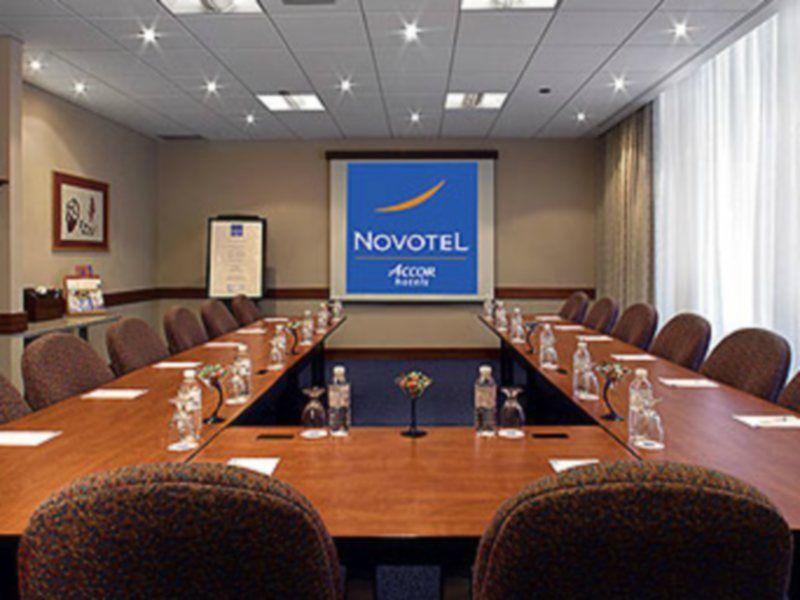 Novotel Toronto North York Eksteriør billede